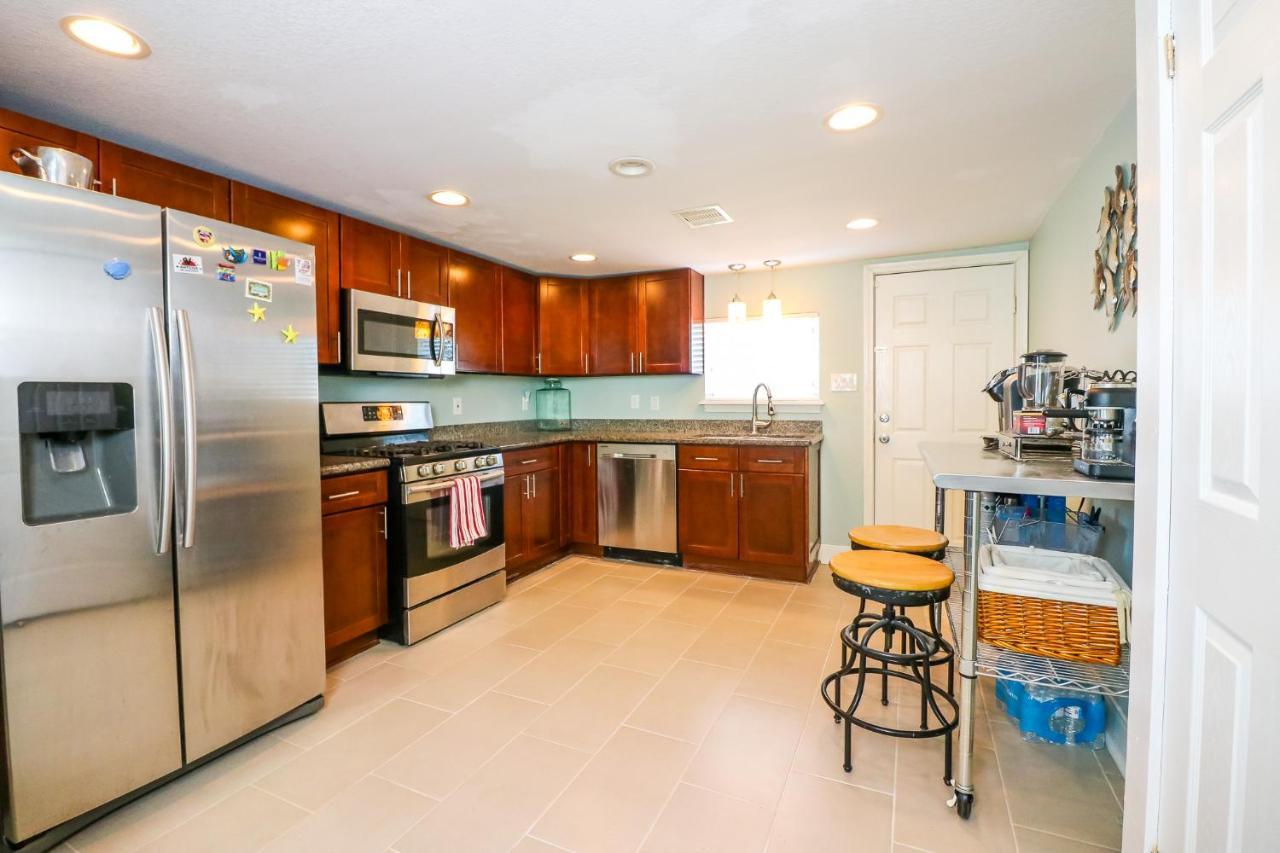 Perfect Location Spacious Yard Coffee Bar At This Lovely Beach Home Galveston Luaran gambar
